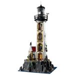 لگو آیدیاز 21335 فانوس دریایی Motorised Lighthouse - Image 5